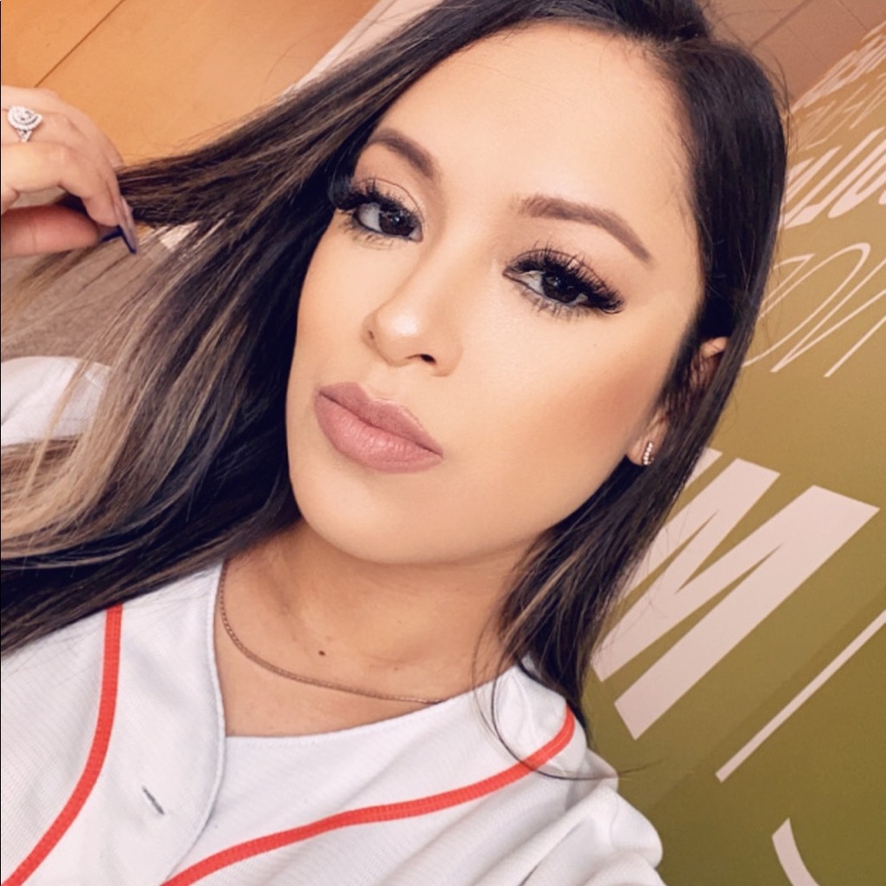 Meet your Posher, Jewels